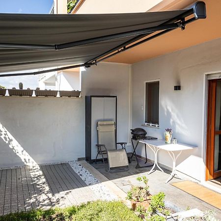 Mrb Real Estate - Maison Ludovica - Monolocale Moderno Con Giardino 프라토치에 외부 사진